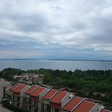 咏叹调综合公寓式酒店 3* 圣弗拉斯